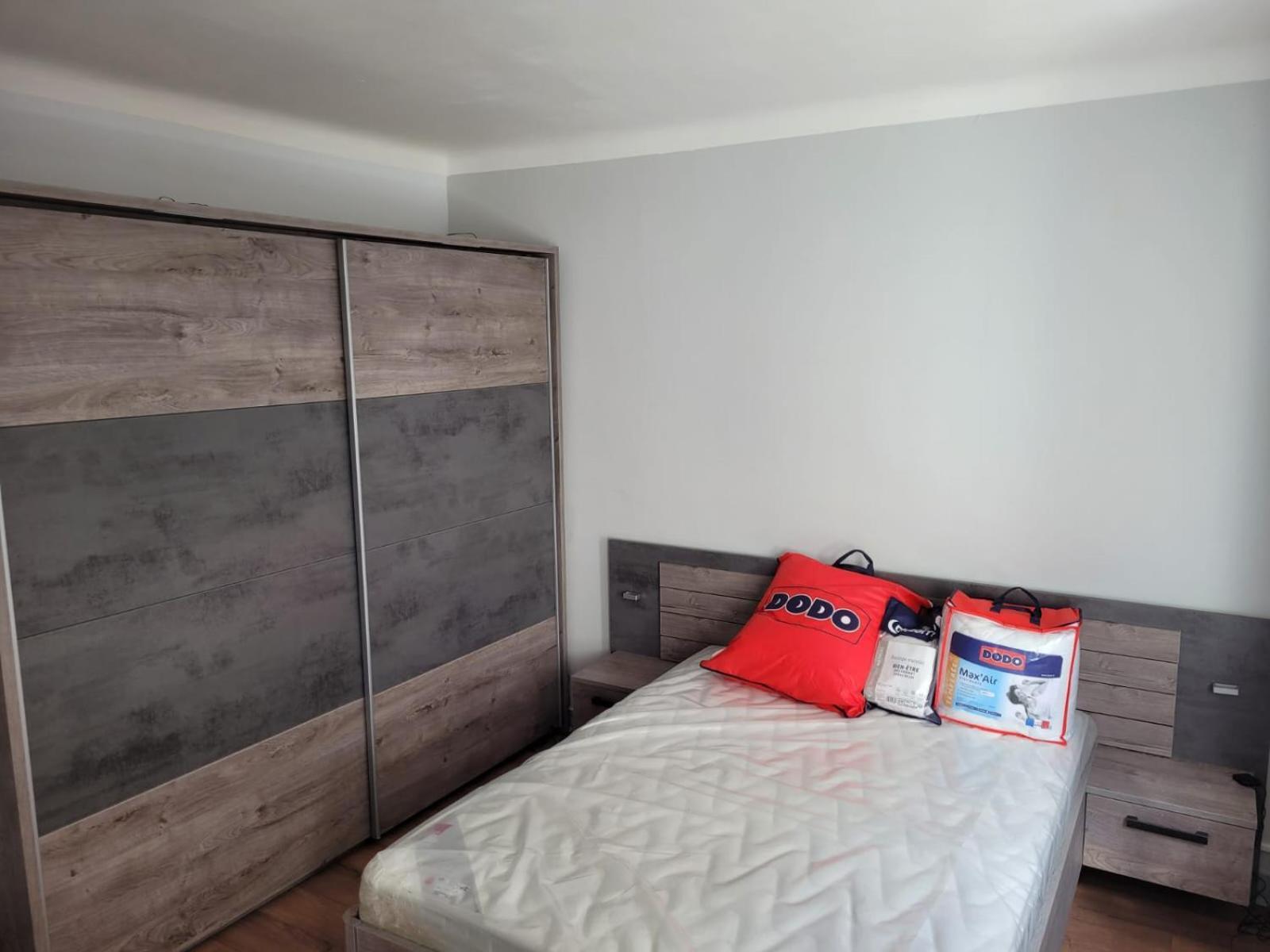 פואטייה 2 Chambres Chez L'Habitant מראה חיצוני תמונה